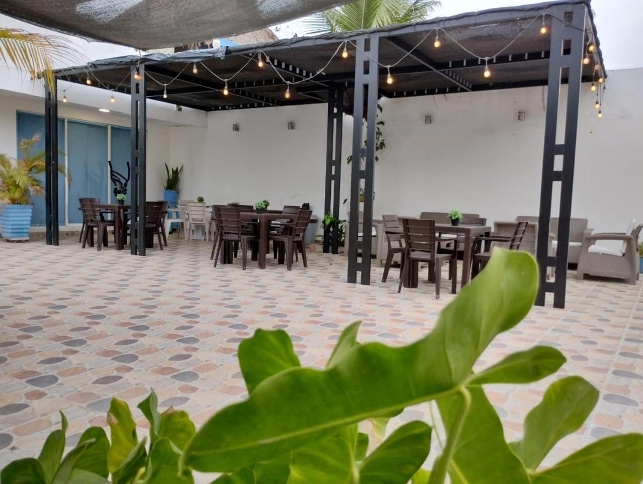 Hotel Sunset Beach Cartagena Exterior photo