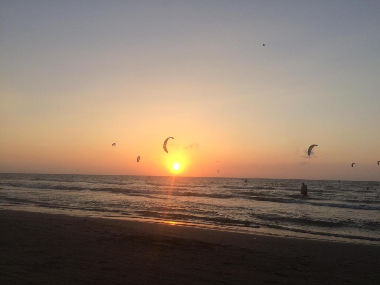 Hotel Sunset Beach Cartagena Exterior photo